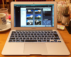 MacBook Air Mid 2013（11インチ）於コメダ珈琲